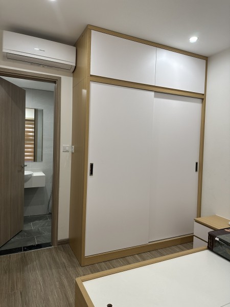 Cho thuê gấp Căn hộ 2 ngủ 2wc nội thất cao cấp, chỉ: 8 triệu /tháng tại Vinhomes Gia Lâm