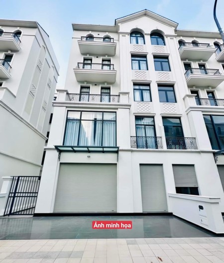 Bán nhà phố 84m2 - Manhattan - giá bán top 1 toàn khu Vinhomes Grand Park Tháng 10/2024