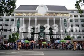 Phòng trọ nằm ở đường Nguyễn Trãi Q5 trung tâm sầm uất, chỉ cho nữ thuê.